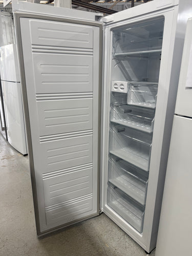 Factory second Hisense 254L Upright Frost-Free Freezer – White (HRVF254)